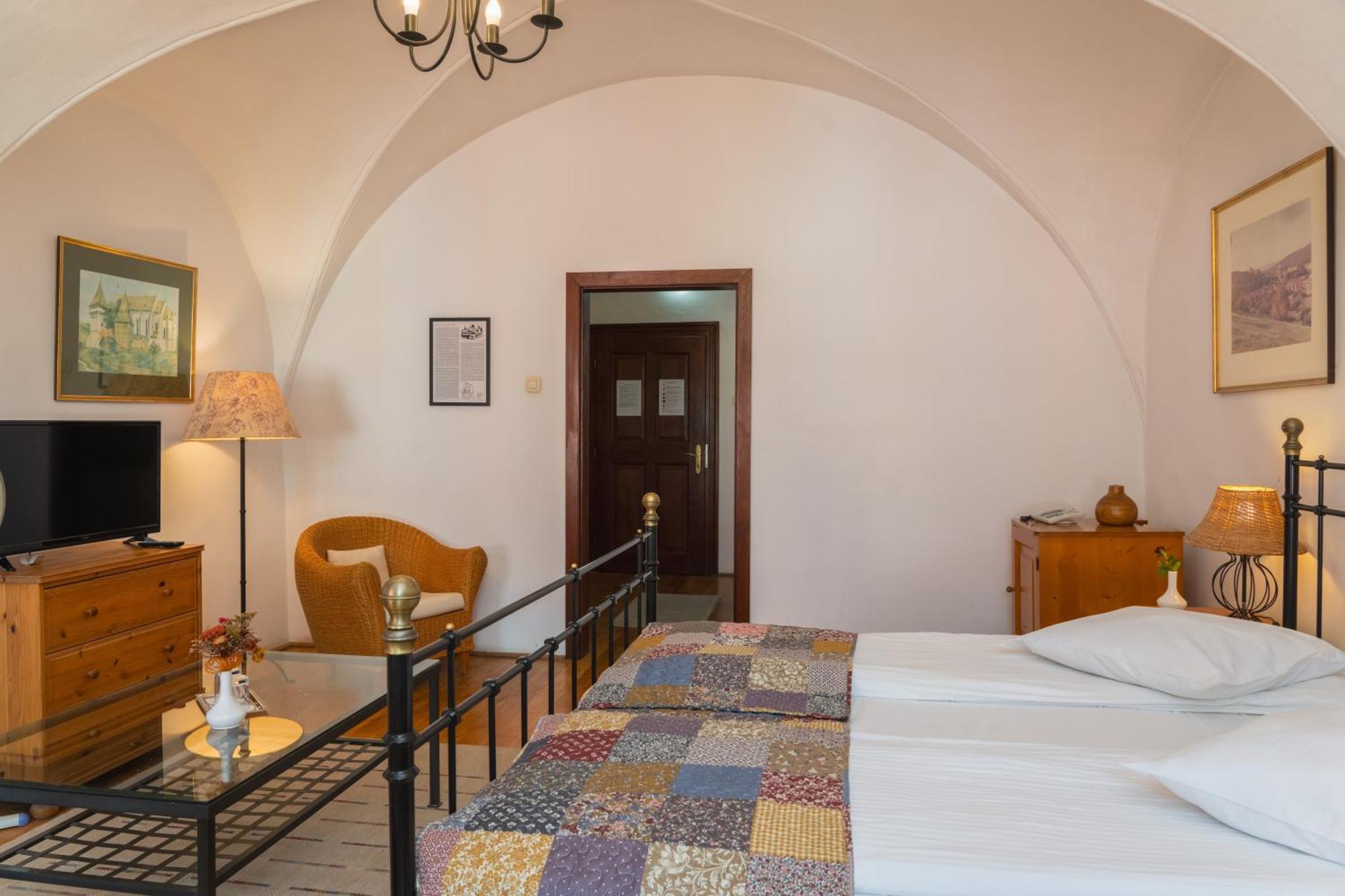 Casa Cu Cerb Hotel ซิวิโชอารา ภายนอก รูปภาพ